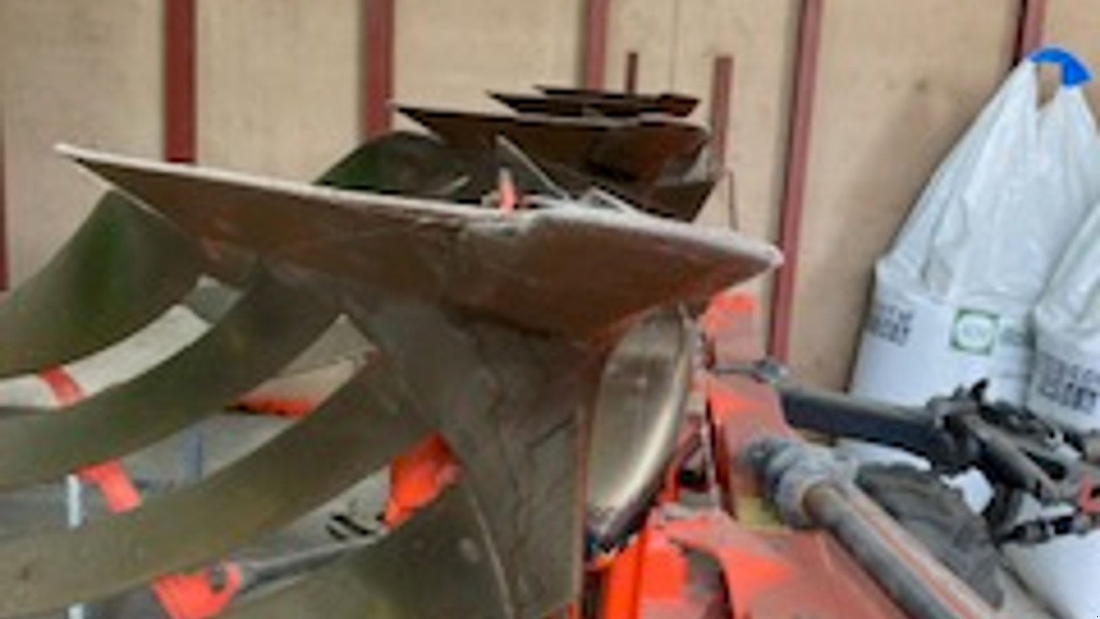 Pflug del tipo Kuhn Vari-Master 153, Gebrauchtmaschine In Løkken (Immagine 4)