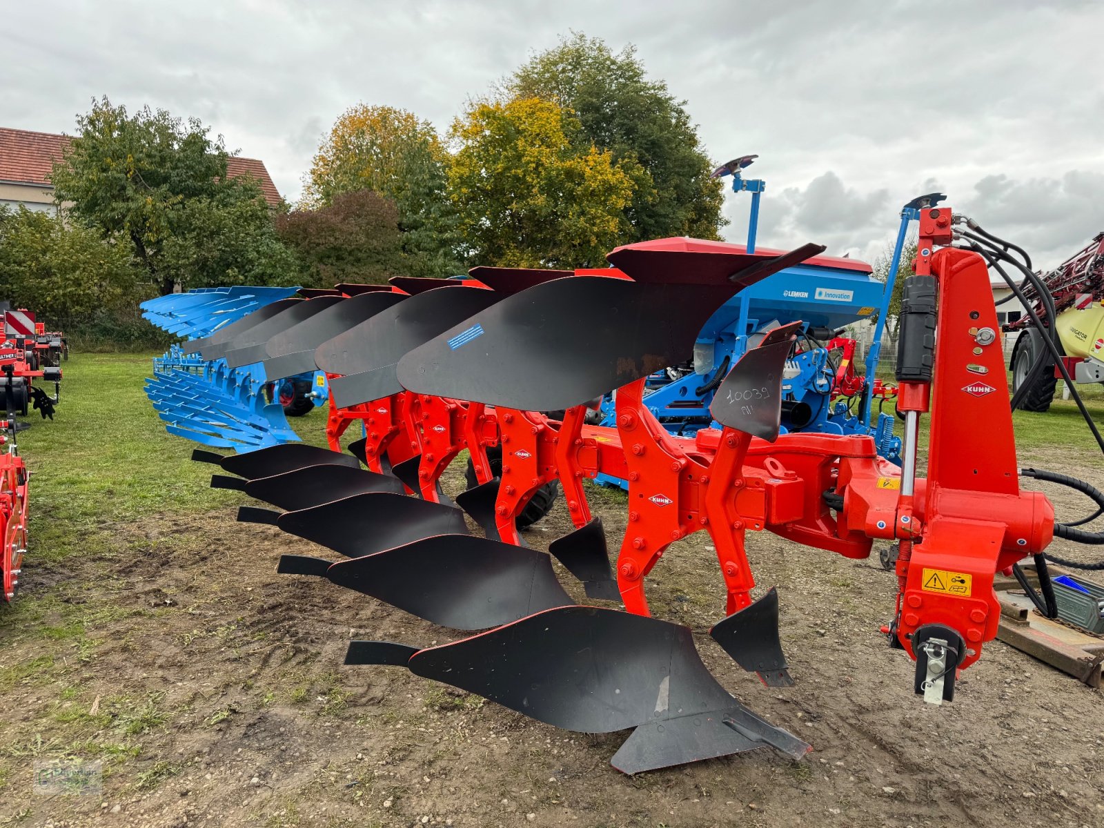 Pflug typu Kuhn Vari Master 153, Neumaschine v Buch am Wald (Obrázek 1)