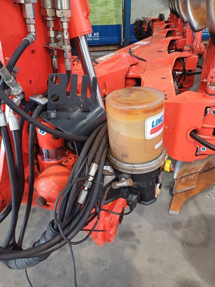 Pflug of the type Kuhn VARI-MASTER 183 6, Gebrauchtmaschine in Skjern (Picture 3)