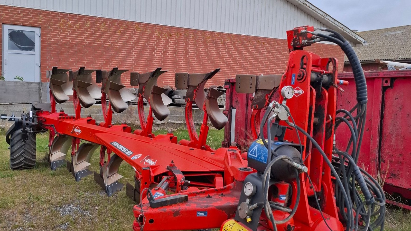 Pflug типа Kuhn Vari-Master 183 6F Kuhn Varimaster 183, Gebrauchtmaschine в Løgstør (Фотография 6)