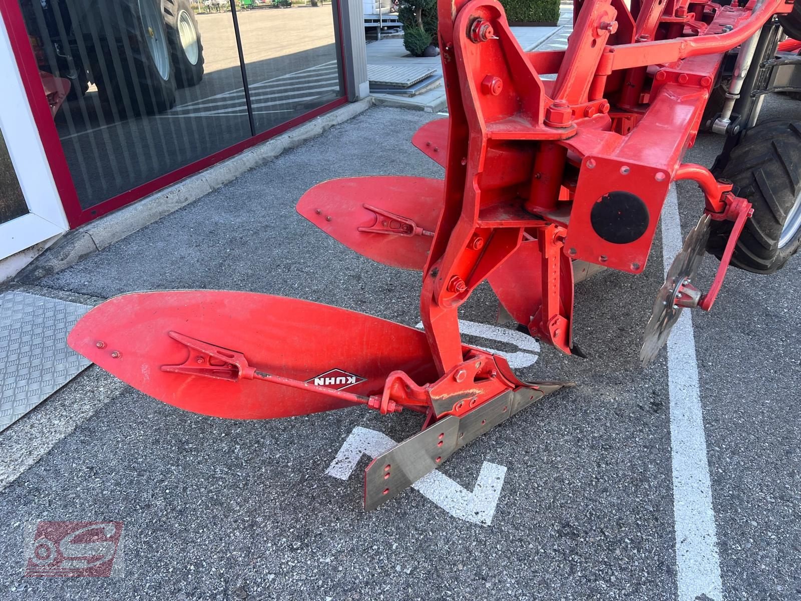 Pflug Türe ait Kuhn Varimaster 123, Vorführmaschine içinde Offenhausen (resim 8)