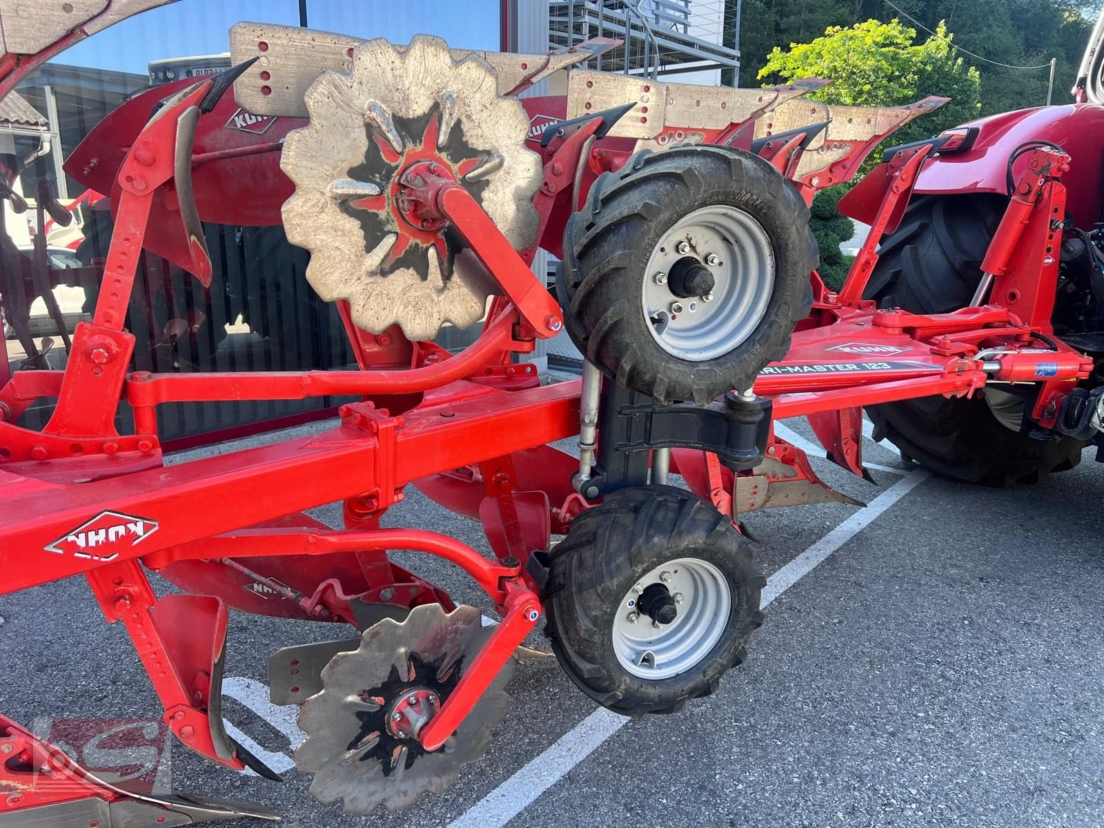 Pflug Türe ait Kuhn Varimaster 123, Vorführmaschine içinde Offenhausen (resim 5)