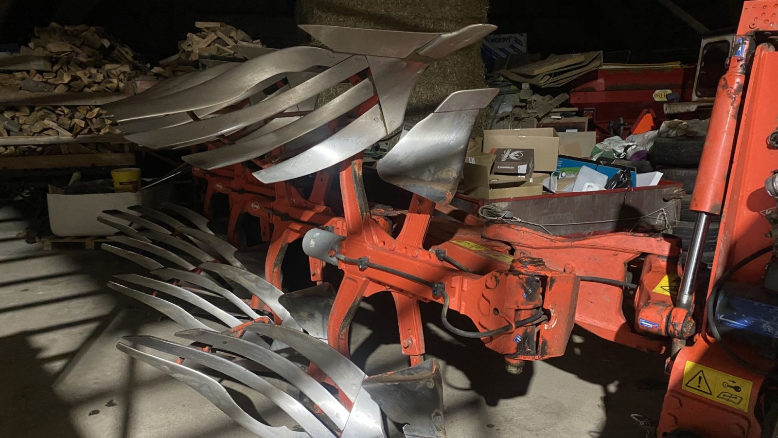 Pflug of the type Kuhn VARIMASTER 152, Gebrauchtmaschine in øster ulslev (Picture 1)