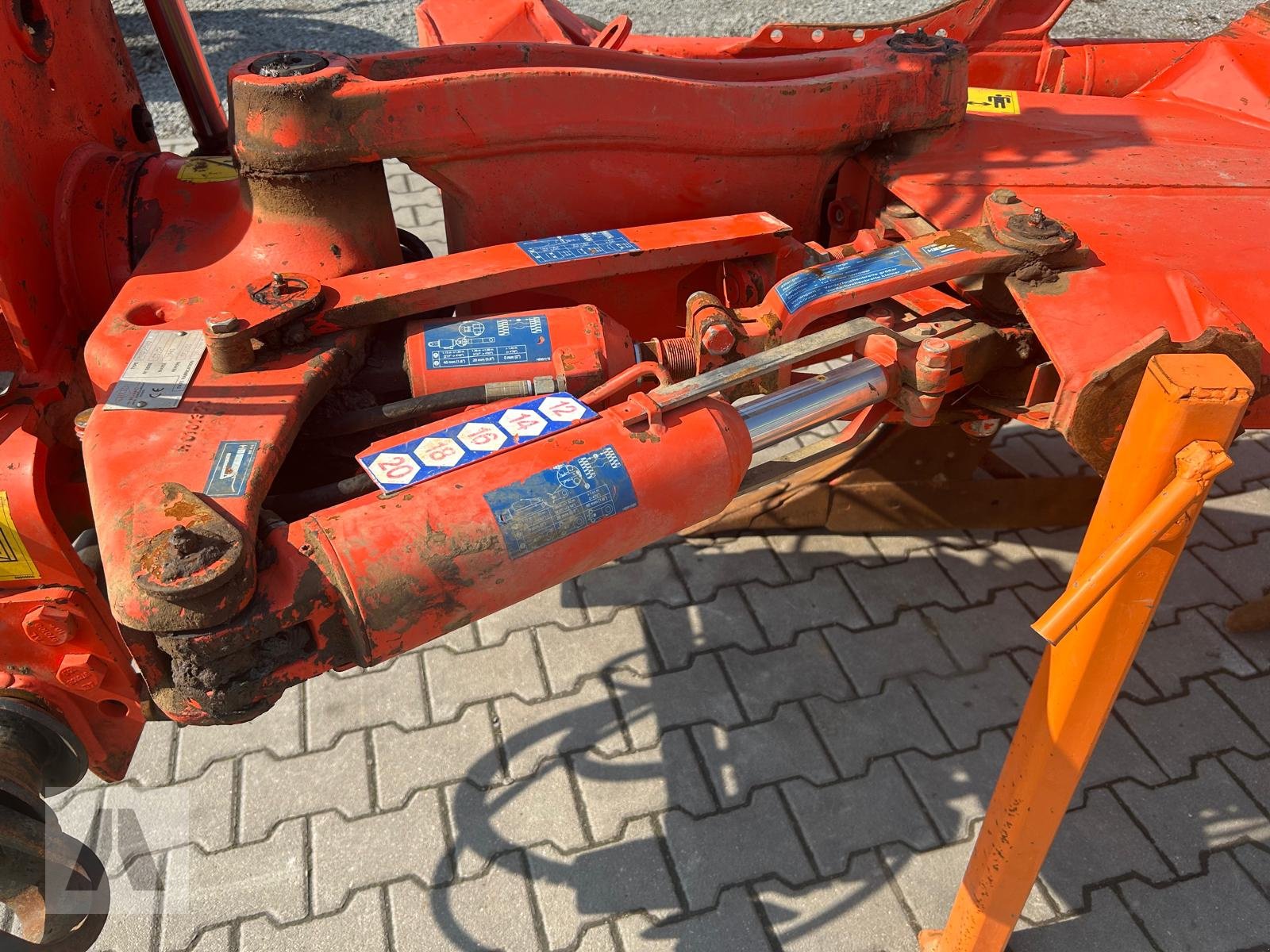 Pflug типа Kuhn Varimaster 152, Gebrauchtmaschine в Regensburg (Фотография 9)