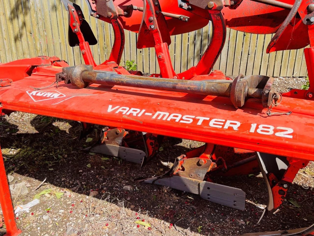 Pflug tipa Kuhn VARIMASTER 182, Gebrauchtmaschine u Middelfart (Slika 10)