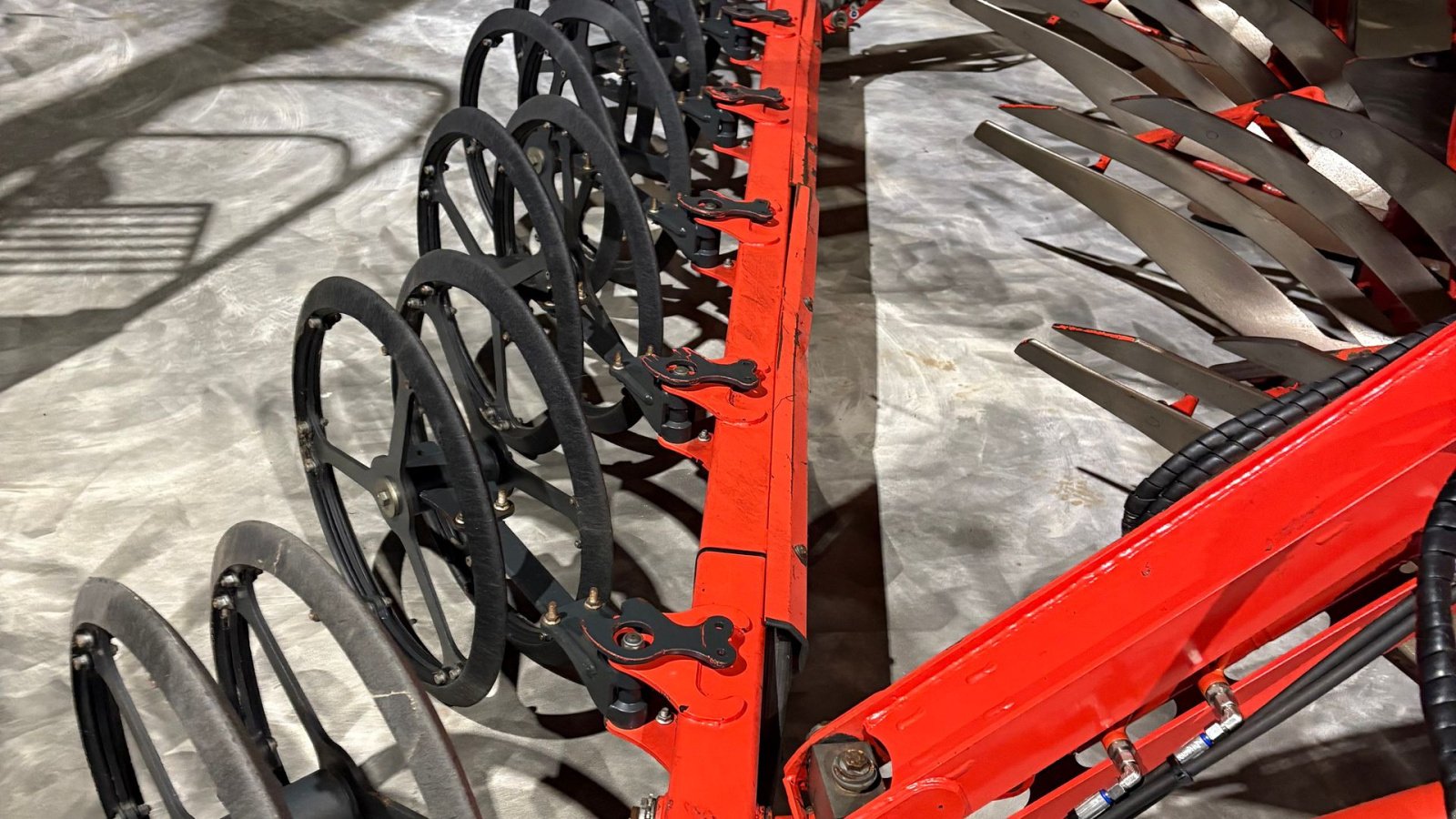 Pflug of the type Kuhn Varimaster L Med pakker på - plovet 500 ha, Gebrauchtmaschine in Løgstør (Picture 4)