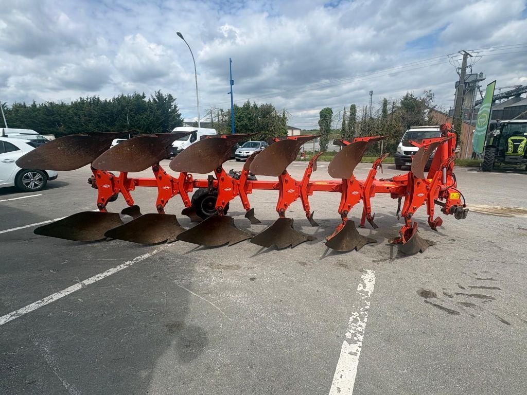 Pflug za tip Kuhn Varimaster, Gebrauchtmaschine u SALEUX (Slika 9)