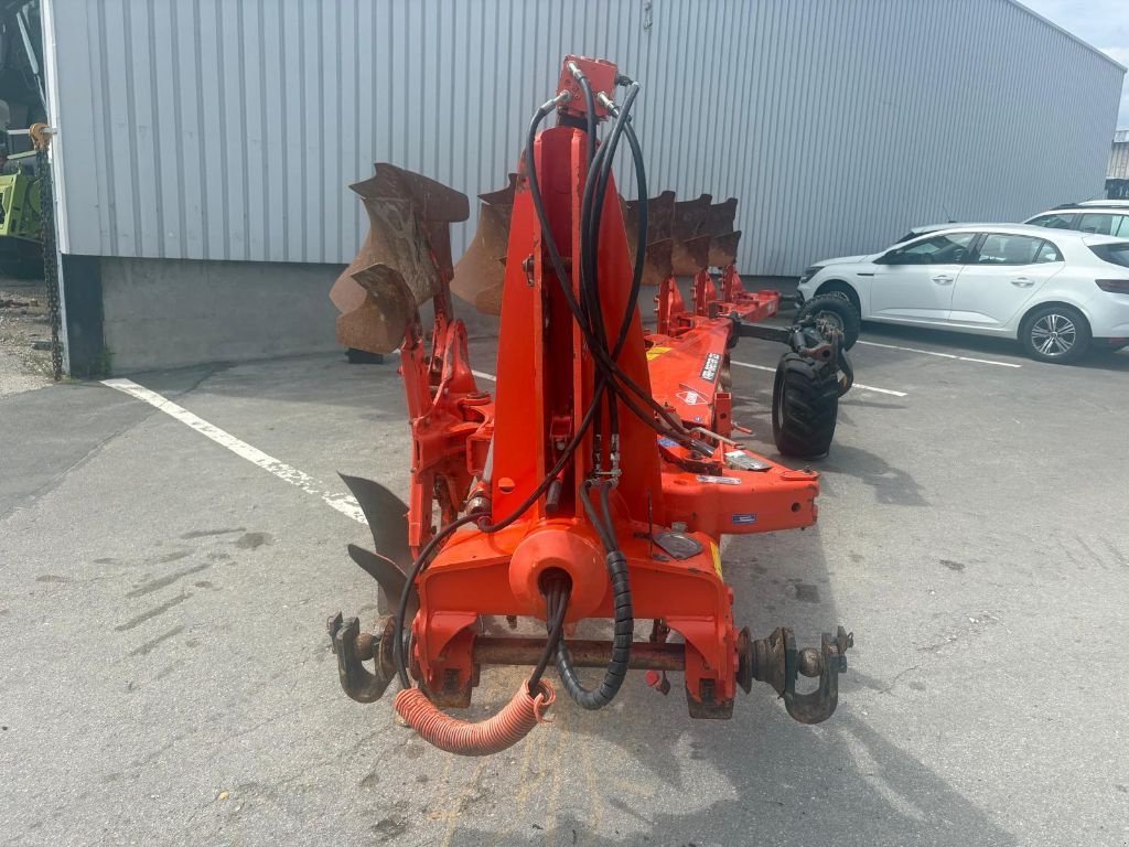 Pflug za tip Kuhn Varimaster, Gebrauchtmaschine u SALEUX (Slika 2)