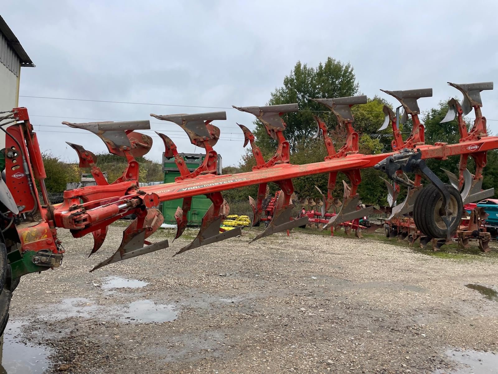 Pflug tipa Kuhn VARIMASTER123, Gebrauchtmaschine u BOSC LE HARD (Slika 1)