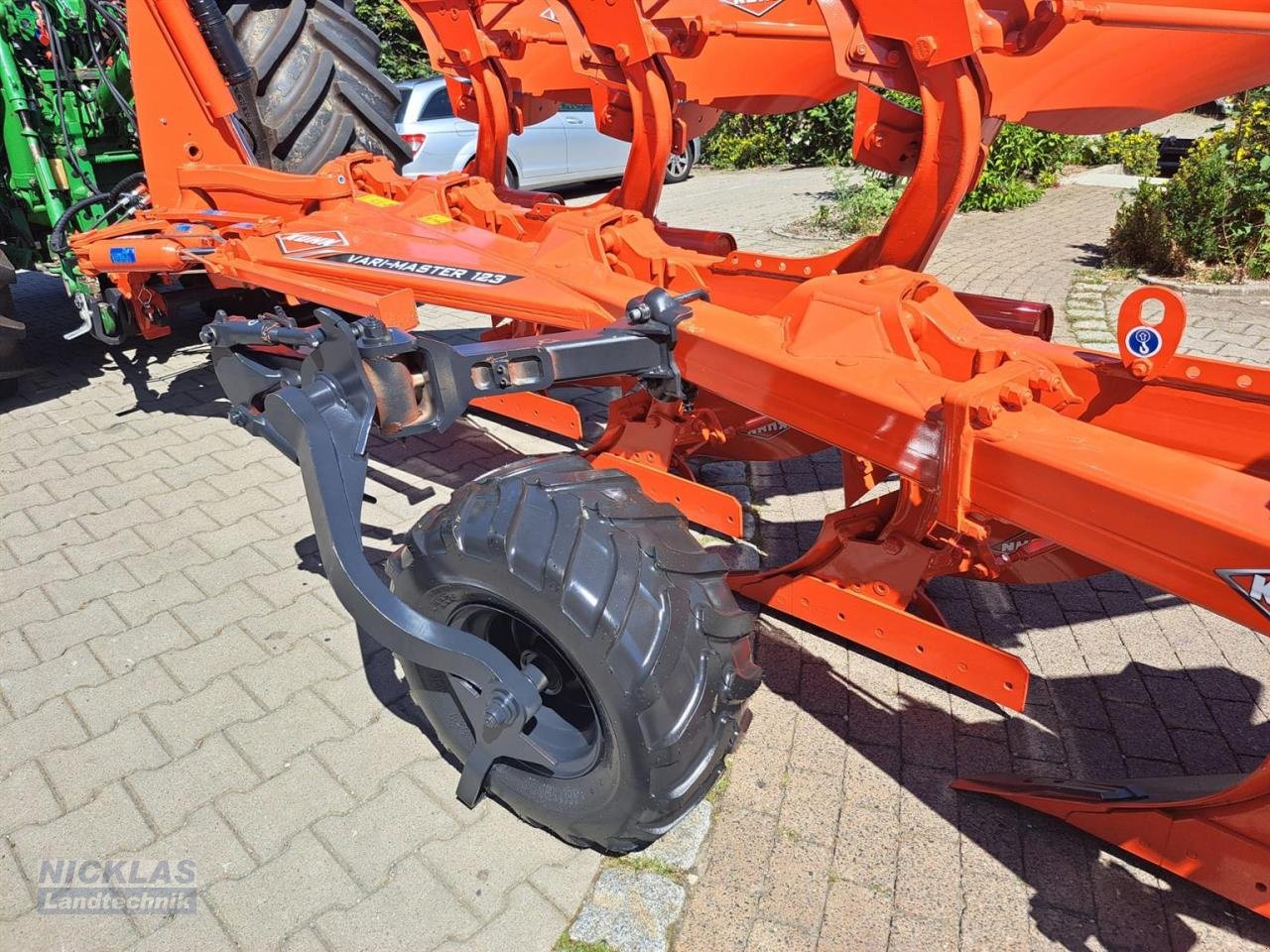 Pflug типа Kuhn VM 123 4E/5H 90, Neumaschine в Schirradorf (Фотография 9)