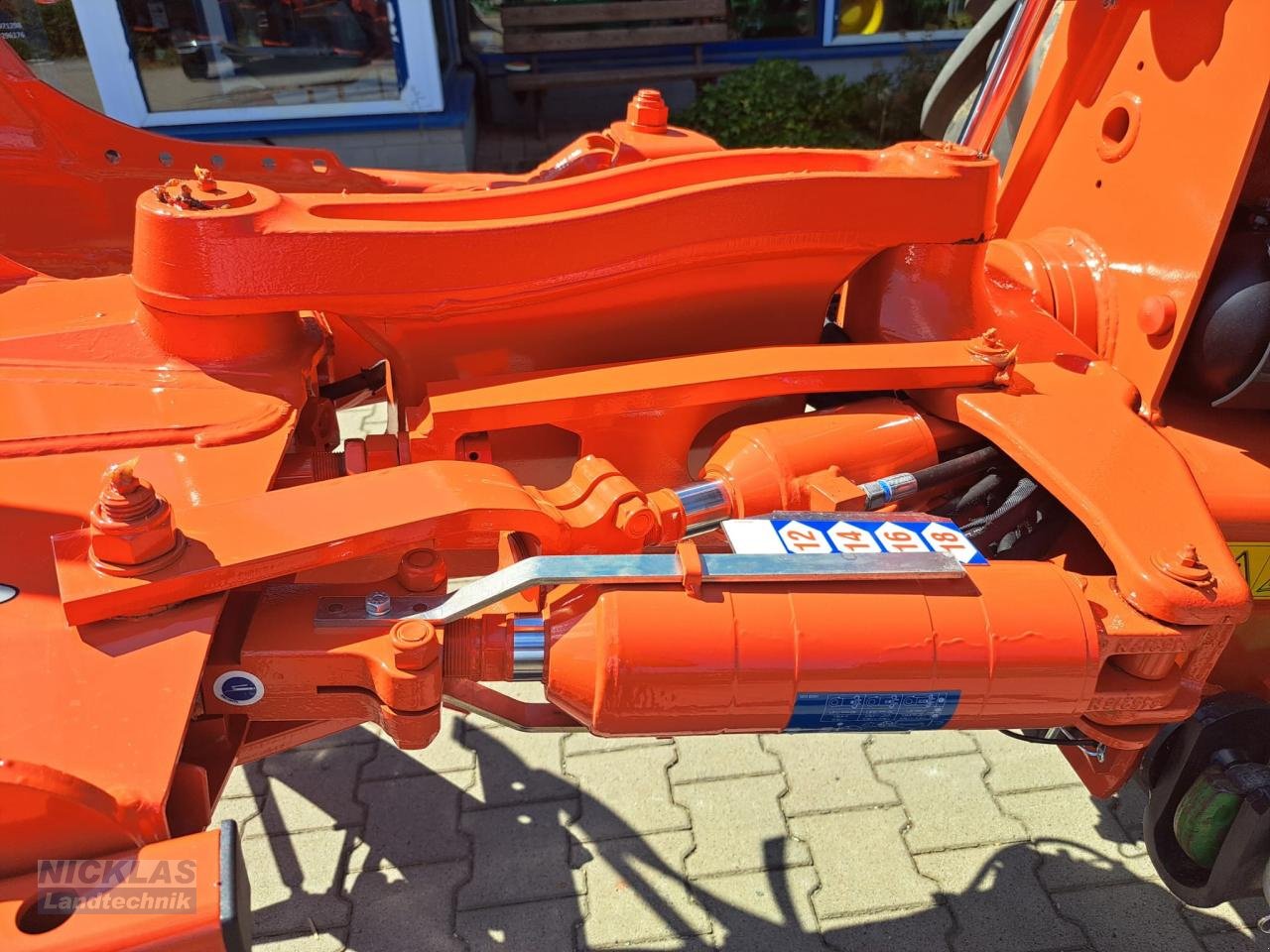 Pflug типа Kuhn VM 123 4E/5H 90, Neumaschine в Schirradorf (Фотография 10)