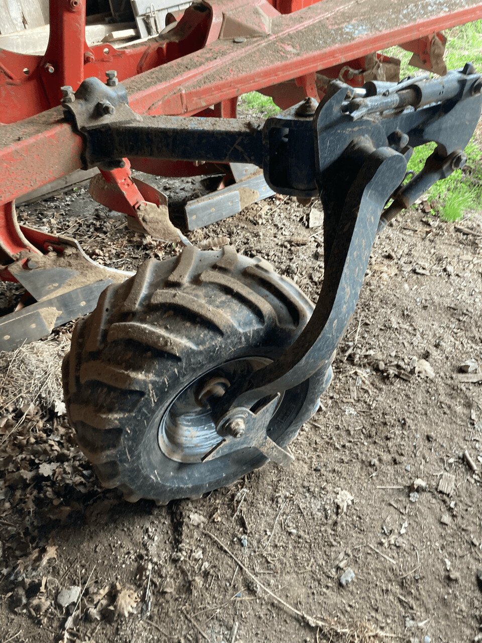 Pflug Türe ait Kuhn VM 123 5  VARILARGE 700 HA !!, Gebrauchtmaschine içinde PONTIVY (resim 5)