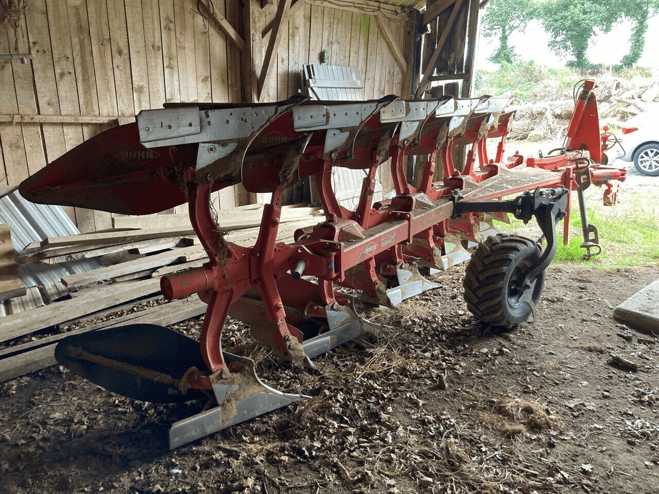 Pflug Türe ait Kuhn VM 123 5  VARILARGE 700 HA !!, Gebrauchtmaschine içinde PONTIVY (resim 2)