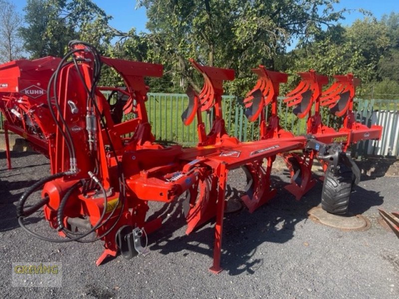 Pflug a típus Kuhn VM 153 4E/5T, Neumaschine ekkor: Kevelaer