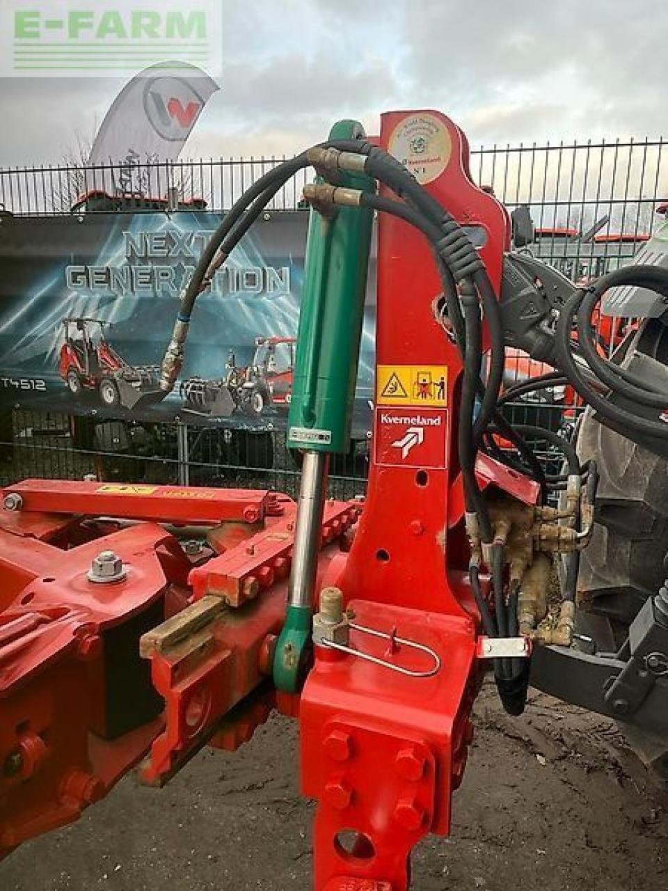 Pflug tipa Kverneland 2300 s variomat 4 schar volldrehpflug vorführmaschine, Gebrauchtmaschine u HEMMINGEN (Slika 4)