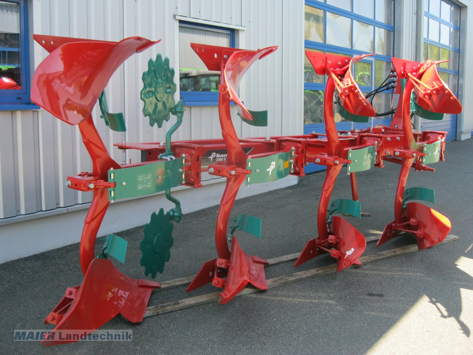 Pflug Türe ait Kverneland 2300 S Variomat/ 4- Schar, Neumaschine içinde Dieterskirchen (resim 3)