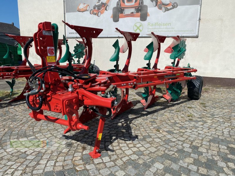 Pflug del tipo Kverneland 2300 S Variomat 4-Schar, Neumaschine In Tirschenreuth (Immagine 1)
