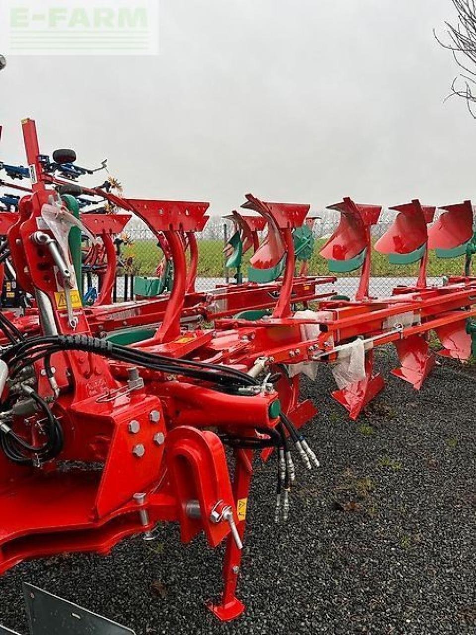 Pflug des Typs Kverneland 2300 s variomat 5 schar volldrehpflug neu, Gebrauchtmaschine in HEMMINGEN (Bild 10)