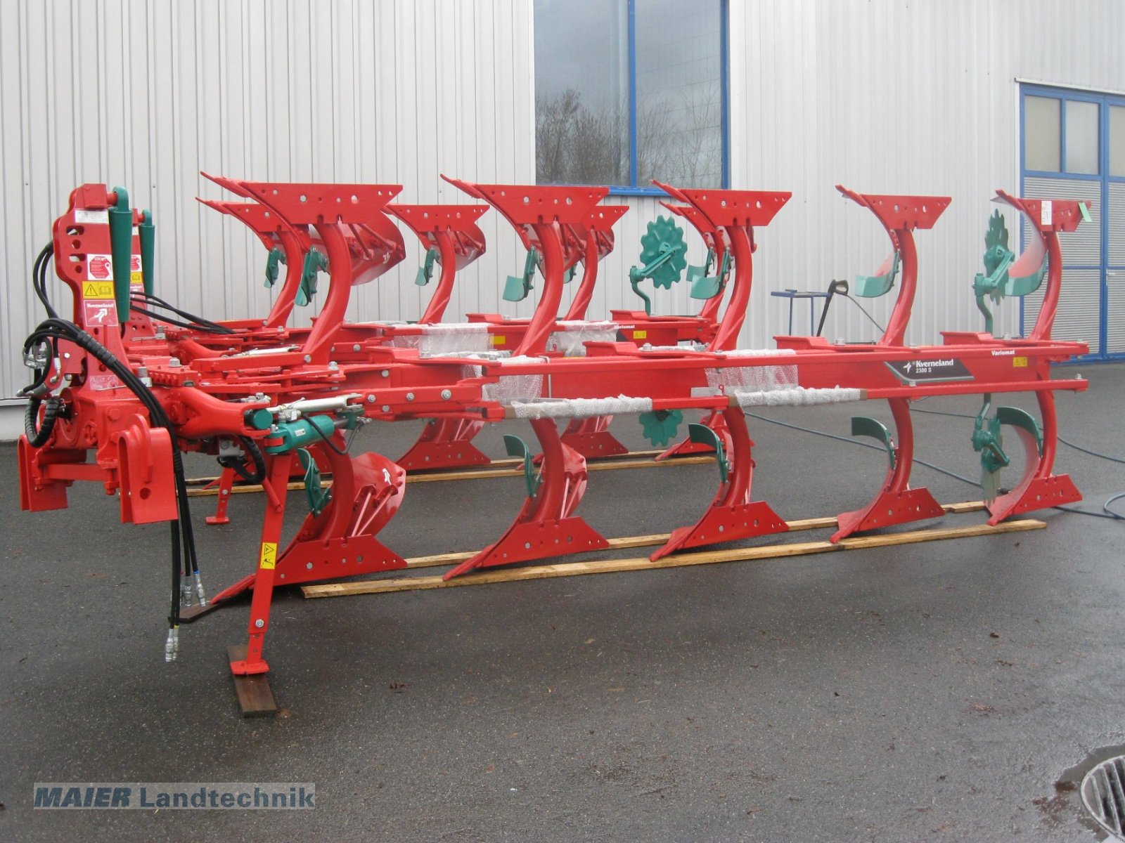 Pflug des Typs Kverneland 2300 S, Neumaschine in Dieterskirchen (Bild 1)