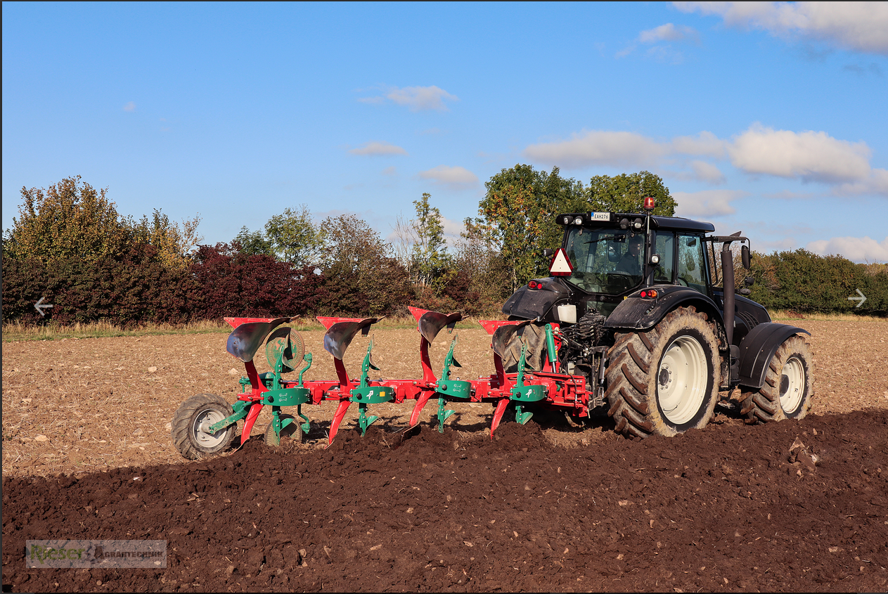 Pflug des Typs Kverneland 2300 S, Neumaschine in Nördlingen (Bild 2)