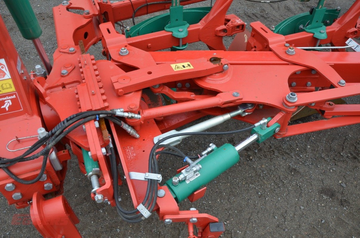 Pflug typu Kverneland 3300 S-100-5 Packerarm, Neumaschine v Suhlendorf (Obrázek 8)