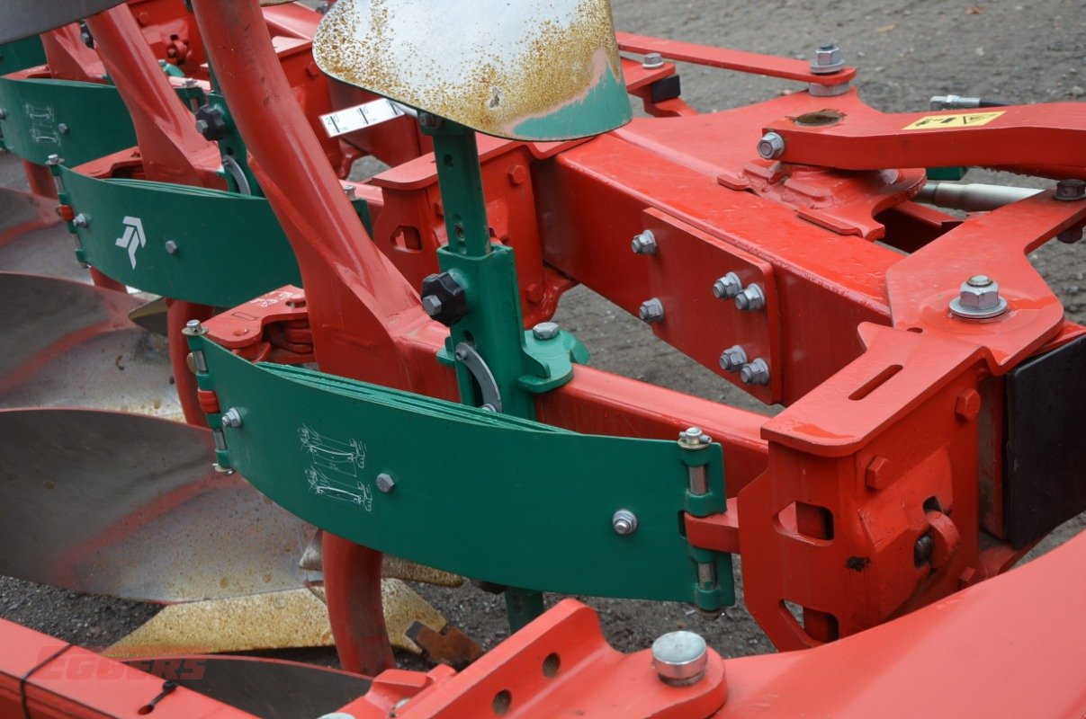 Pflug typu Kverneland 3300 S-100-5 Packerarm, Neumaschine v Suhlendorf (Obrázek 16)