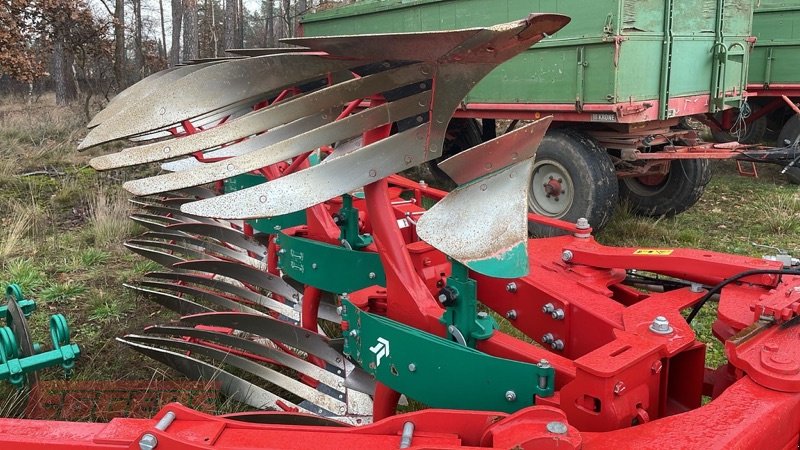 Pflug del tipo Kverneland 3300 S-100-6 Variomat, Gebrauchtmaschine In Suhlendorf (Immagine 4)