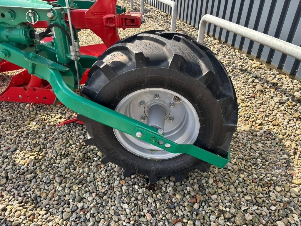 Pflug typu Kverneland 3300 S Variomat 6 F, Gebrauchtmaschine v Ribe (Obrázek 14)