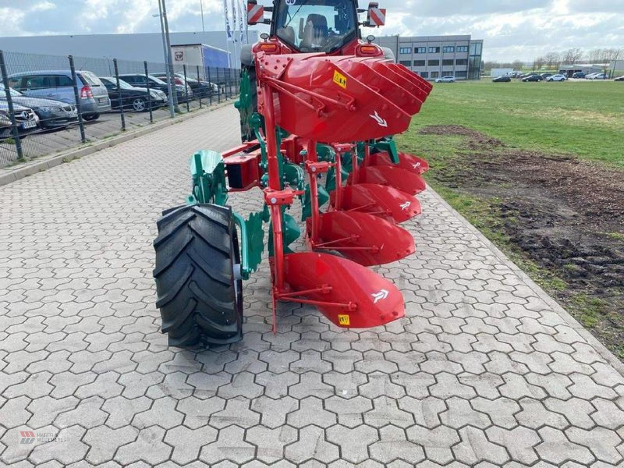 Pflug des Typs Kverneland 3300S-100 VARIO 5 SCHAR, Neumaschine in Oyten (Bild 5)