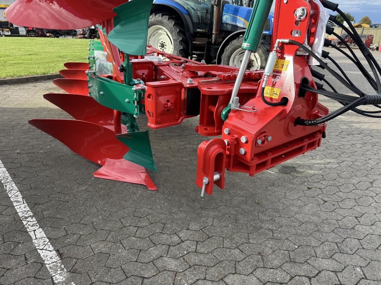 Pflug des Typs Kverneland 3300S, Gebrauchtmaschine in Hadsten (Bild 3)