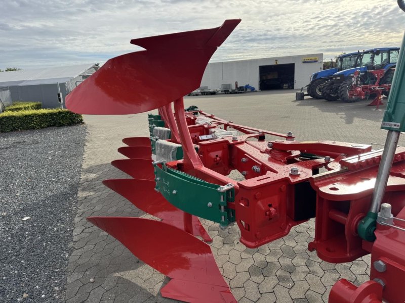 Pflug typu Kverneland 3300S, Gebrauchtmaschine v Hadsten (Obrázek 1)