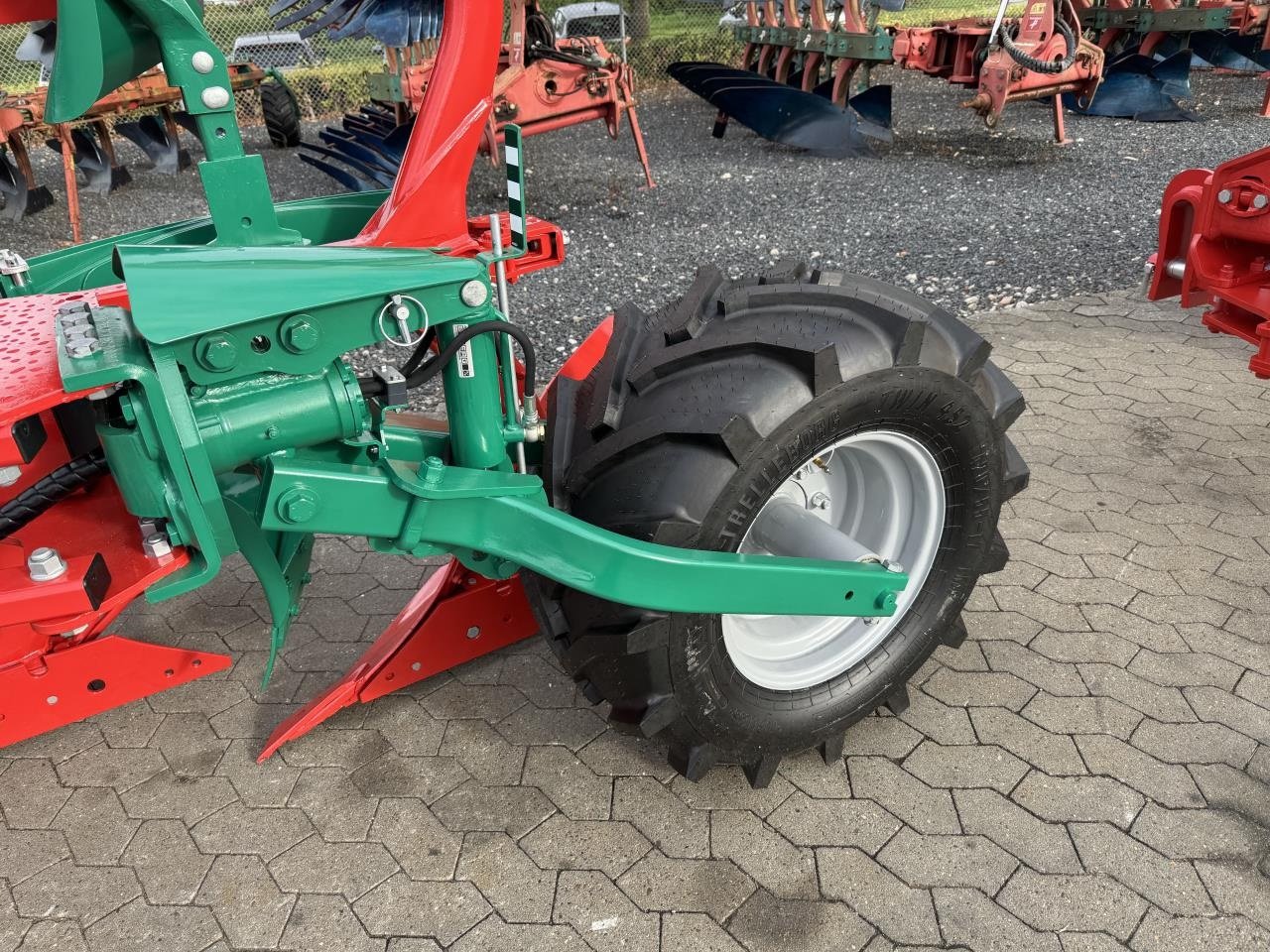 Pflug typu Kverneland 3300S, Gebrauchtmaschine v Hadsten (Obrázek 2)