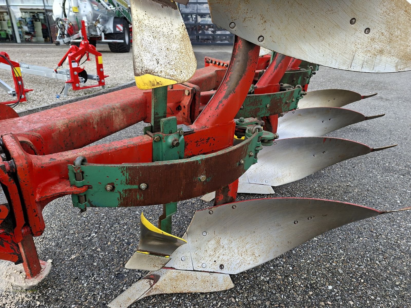 Pflug typu Kverneland 4-schar mit Steinsicherung über Blattfeder, Gebrauchtmaschine v Gampern (Obrázek 17)