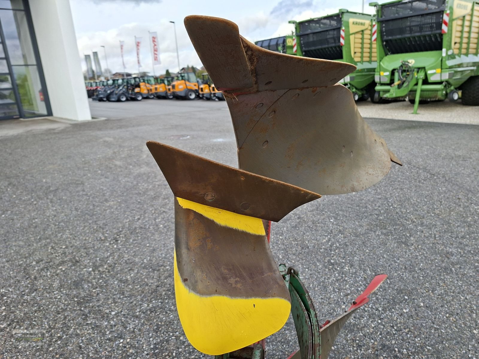 Pflug typu Kverneland 4-schar mit Steinsicherung über Blattfeder, Gebrauchtmaschine v Gampern (Obrázek 13)