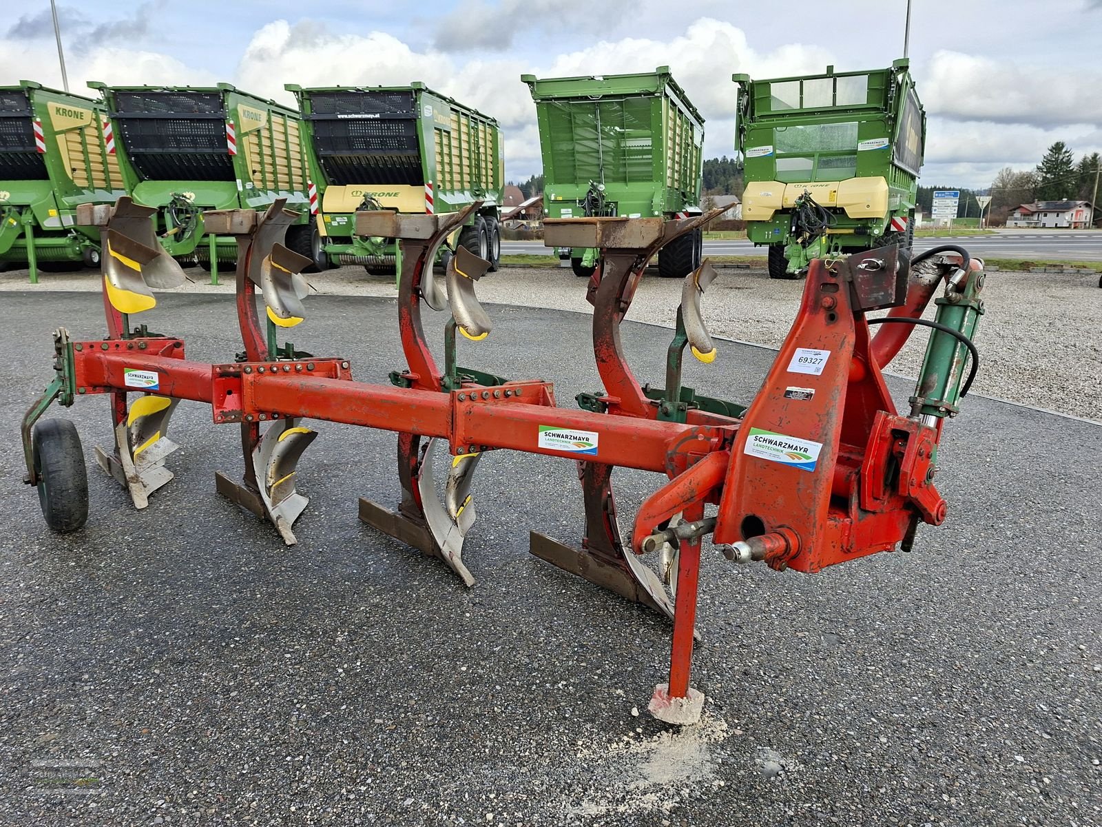 Pflug typu Kverneland 4-schar mit Steinsicherung über Blattfeder, Gebrauchtmaschine v Gampern (Obrázek 5)