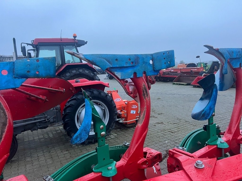 Pflug des Typs Kverneland 6300, Gebrauchtmaschine in Mern (Bild 4)