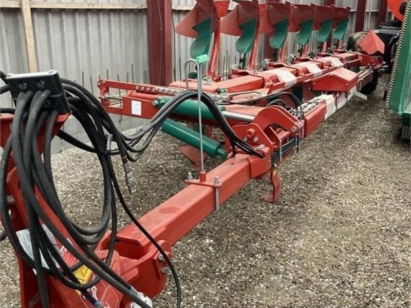 Pflug of the type Kverneland 6300S Variomat 6 furet krop 28, Gebrauchtmaschine in Mern (Picture 1)