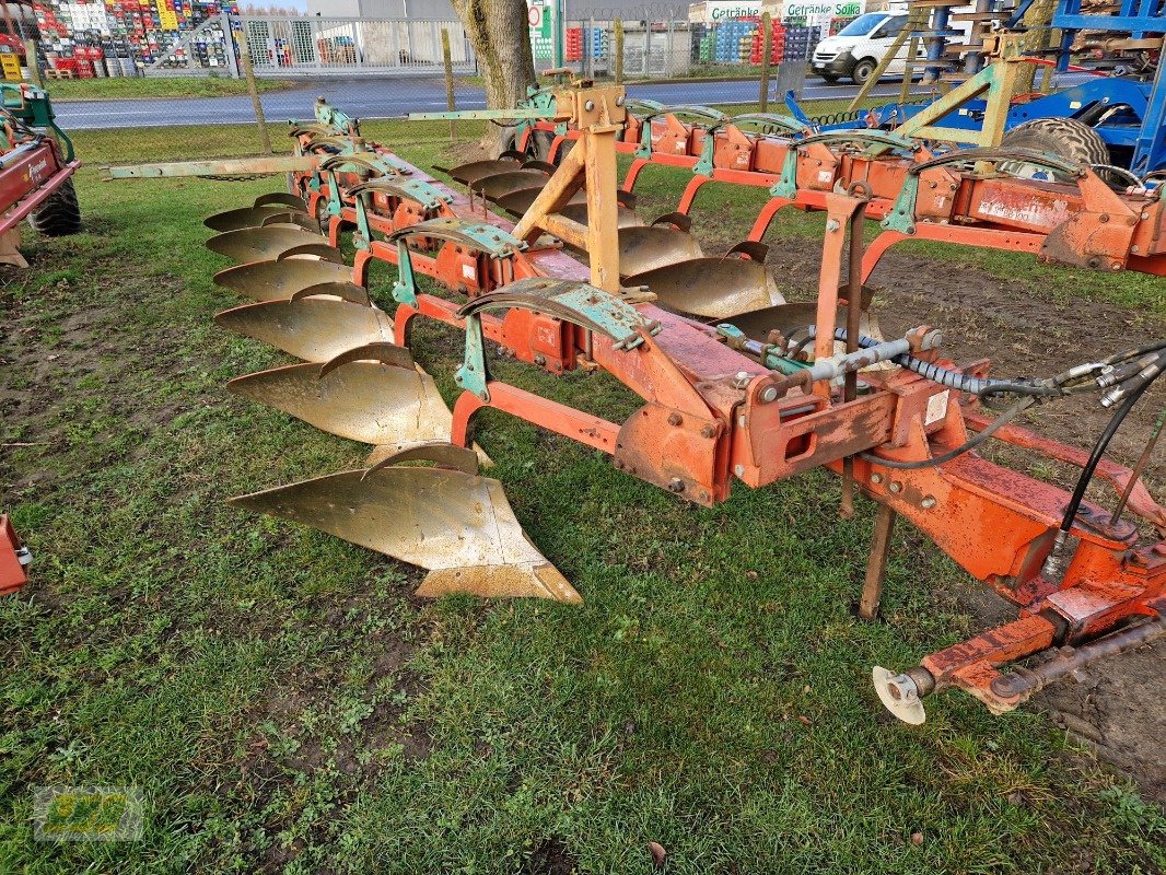 Pflug des Typs Kverneland BB 100 6 Schar mit Packer, Gebrauchtmaschine in Schenkenberg (Bild 1)