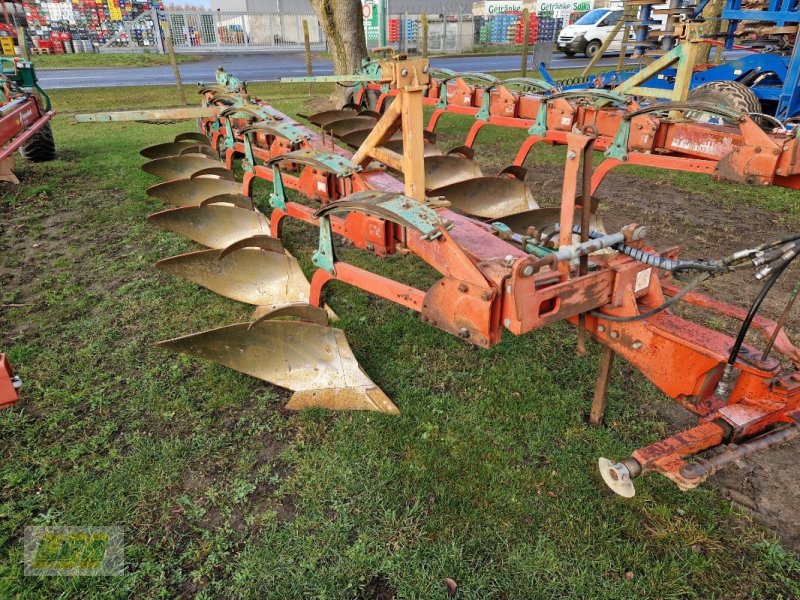 Pflug des Typs Kverneland BB 100 6 Schar mit Packer, Gebrauchtmaschine in Schenkenberg