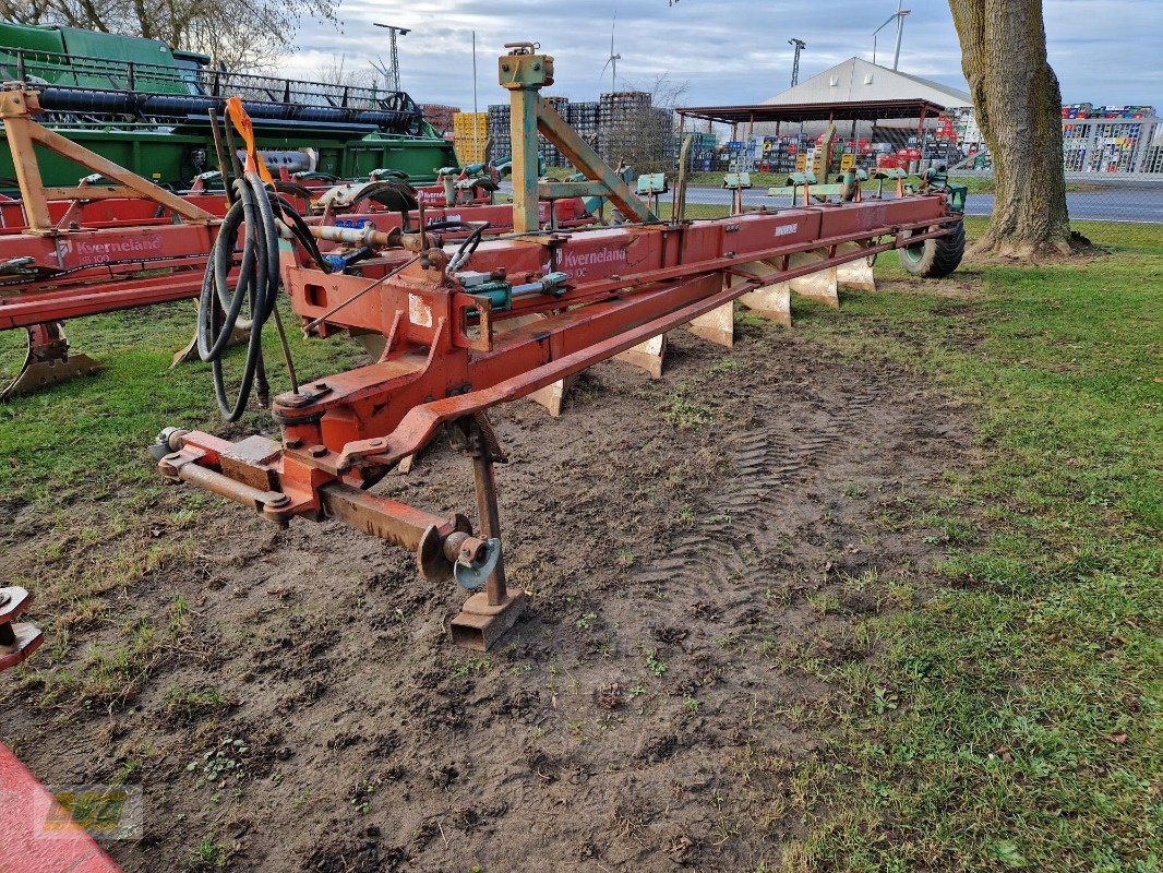 Pflug des Typs Kverneland BB 100 7 Schar mit Packer, Gebrauchtmaschine in Schenkenberg (Bild 2)