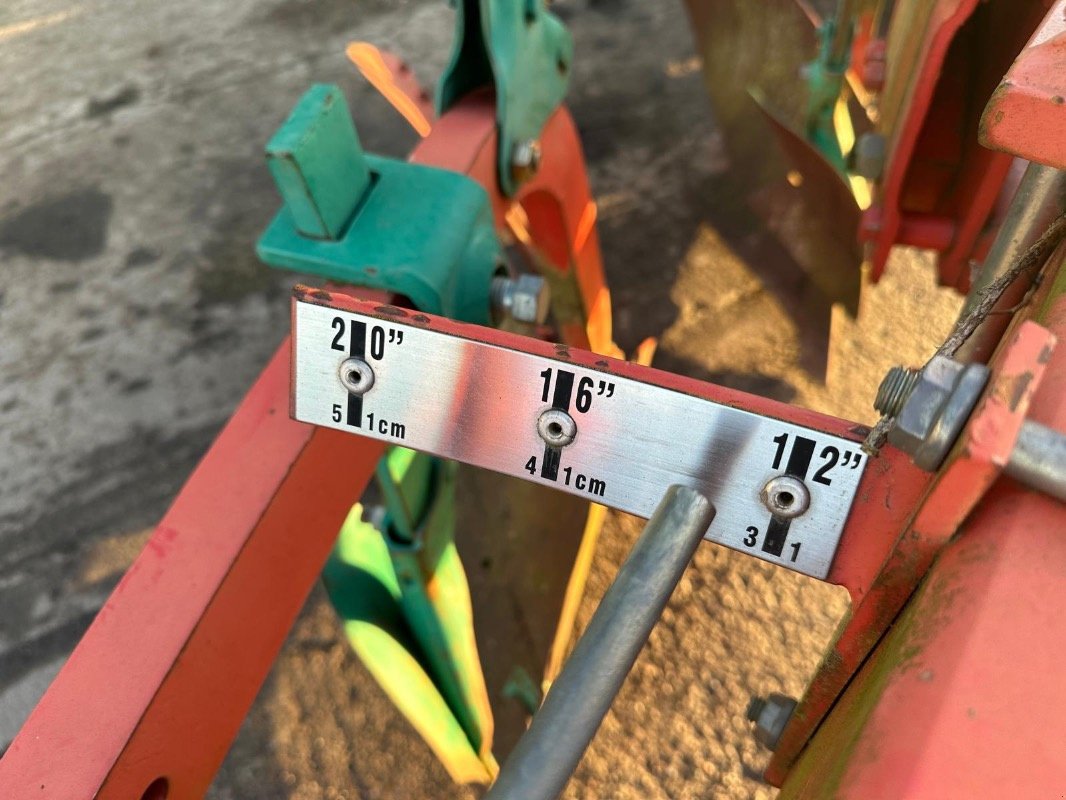 Pflug типа Kverneland BE 100 - 7 Schar, Gebrauchtmaschine в Liebenwalde (Фотография 13)