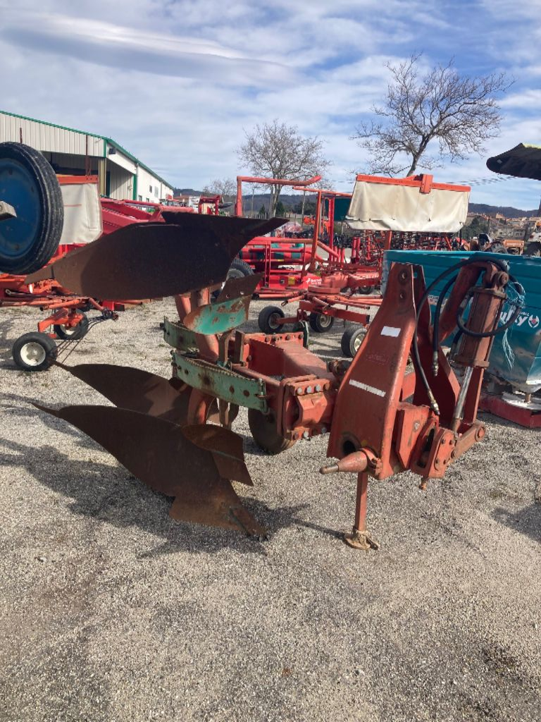 Pflug Türe ait Kverneland BIS SOC, Gebrauchtmaschine içinde VERNOUX EN VIVARAIS (resim 1)