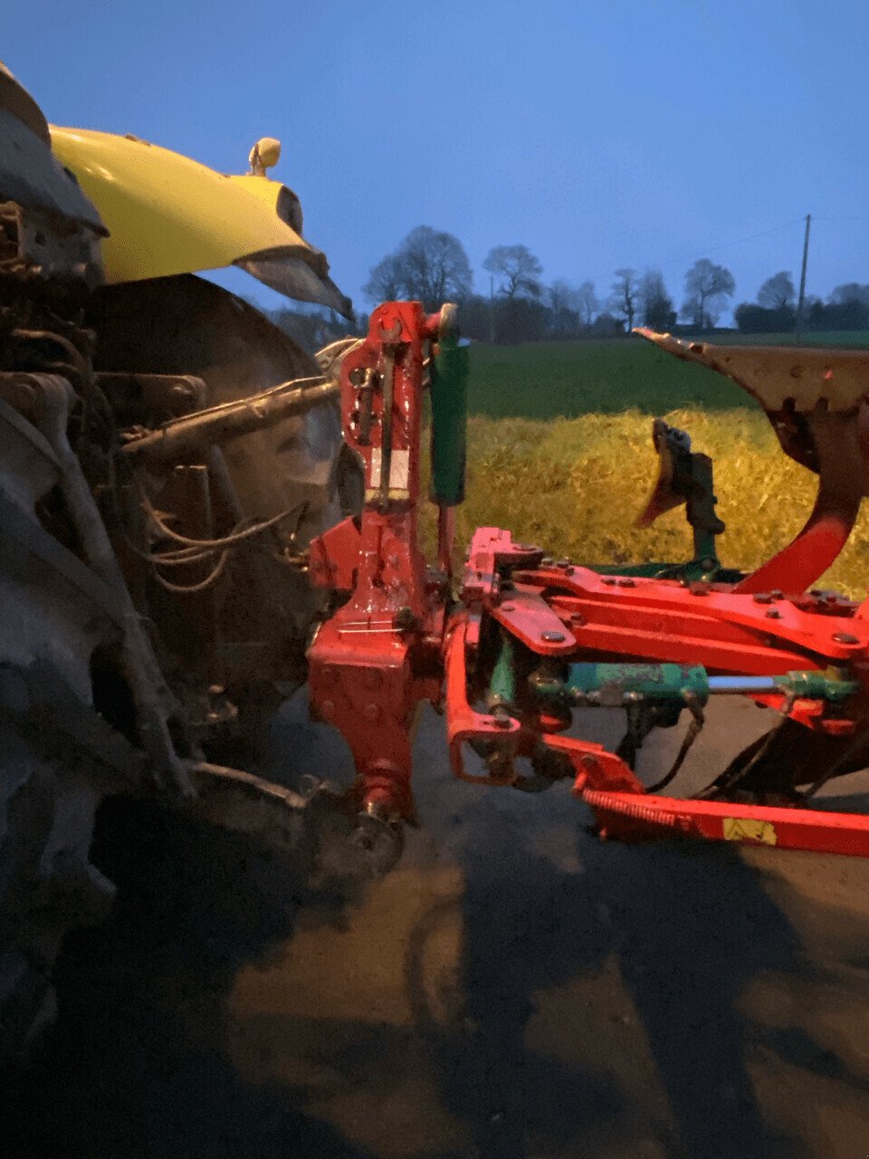 Pflug del tipo Kverneland CHARRUE ES 100 5 CORPS VARILAR, Gebrauchtmaschine In PONTIVY (Immagine 3)