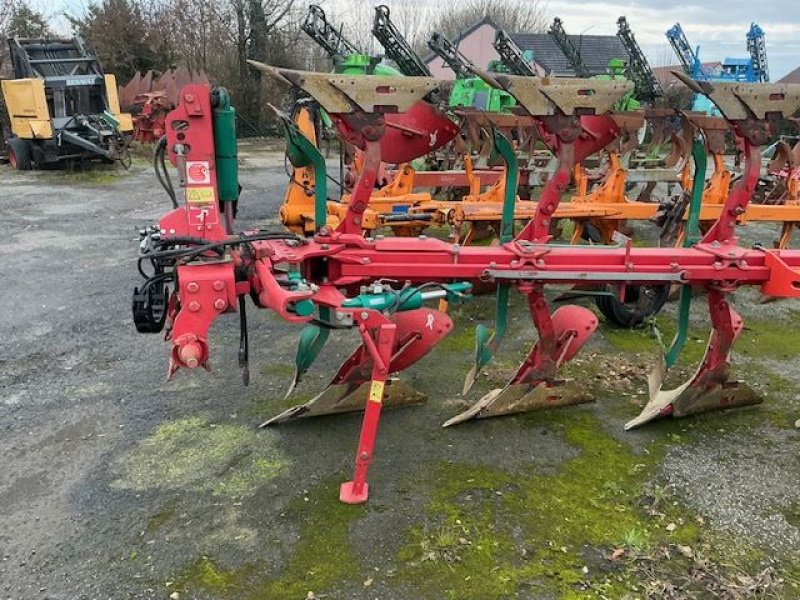 Pflug типа Kverneland CHARRUE, Gebrauchtmaschine в les hayons (Фотография 4)