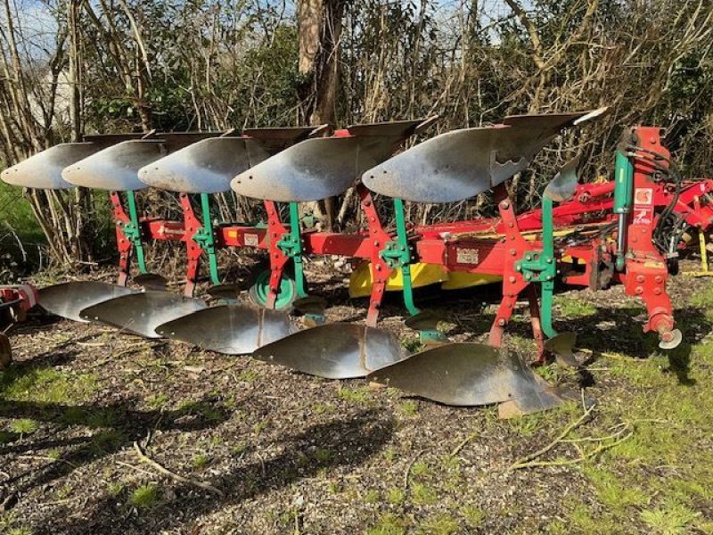 Pflug del tipo Kverneland CHARRUE, Gebrauchtmaschine In les hayons (Immagine 1)