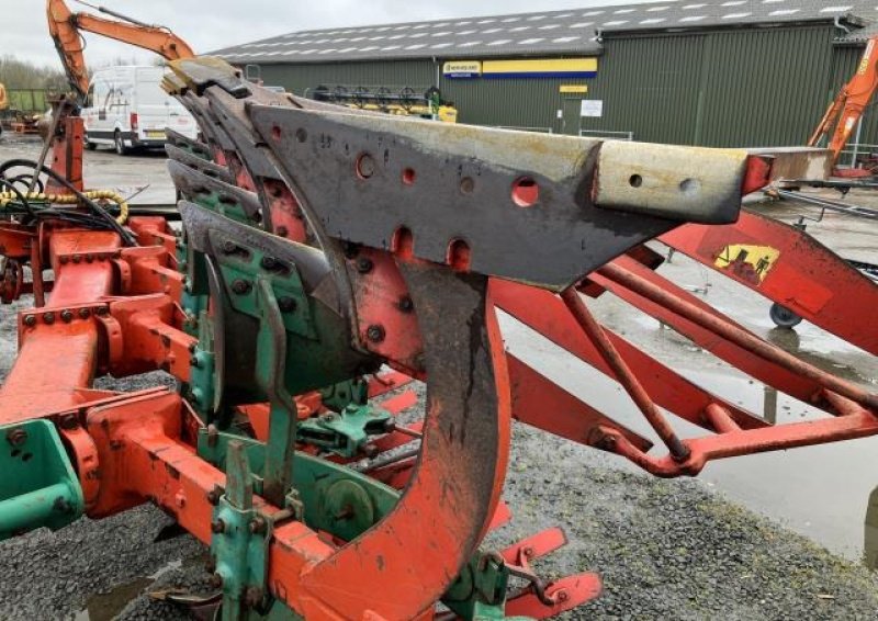 Pflug des Typs Kverneland E 4, Gebrauchtmaschine in Middelfart (Bild 9)