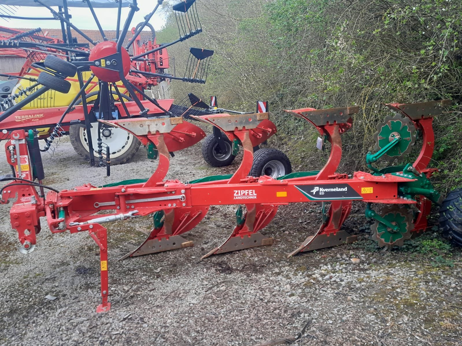 Pflug of the type Kverneland ED 100-200 4-Schar, Gebrauchtmaschine in Creglingen (Picture 3)