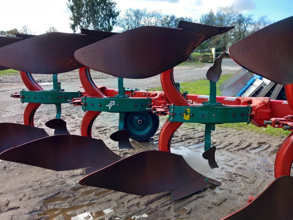 Pflug des Typs Kverneland ED 100-200 5 corps NSM, Gebrauchtmaschine in BRECE (Bild 9)