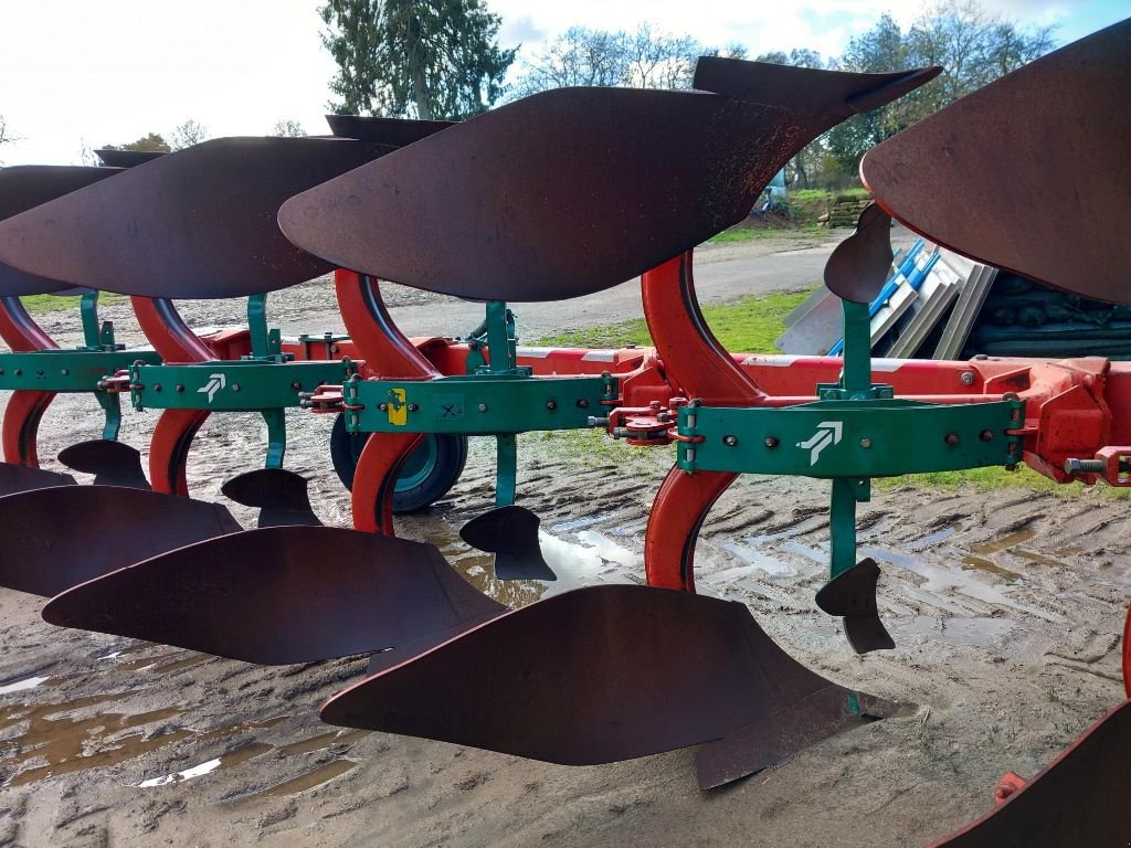 Pflug des Typs Kverneland ED 100-200 5 corps NSM, Gebrauchtmaschine in BRECE (Bild 8)