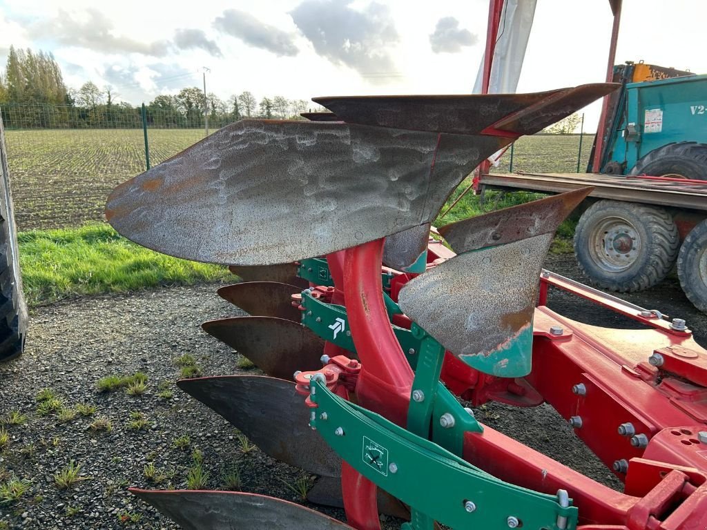Pflug des Typs Kverneland ED-HD, Gebrauchtmaschine in JOSSELIN (Bild 5)